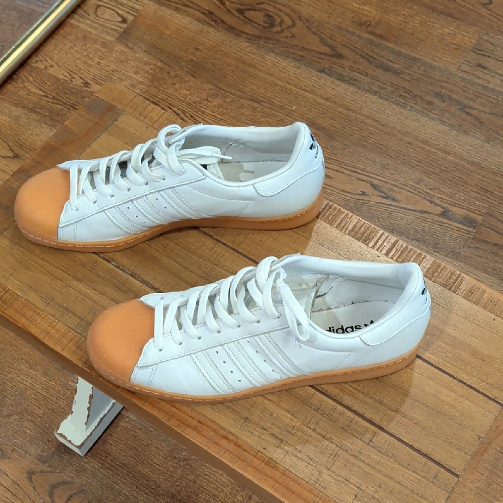 Adidas Originals Superstar White & Gum Sole Men's 12.5 Premium Leather Shoes